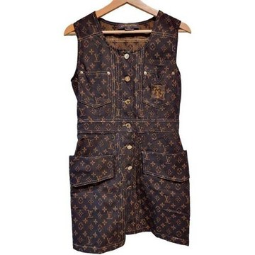 【二手精品 9.9成新】Louis Vuitton Monogram 丹寧連身裙(剪水洗標) 編號S291