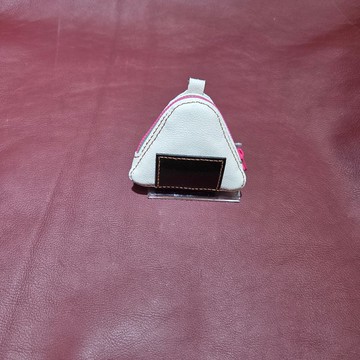 真皮掛飾--海苔飯糰掛包