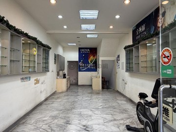 駁二鹽埕商圈｜正五樓大建坪｜商四透店｜高雄市鹽埕區大仁路