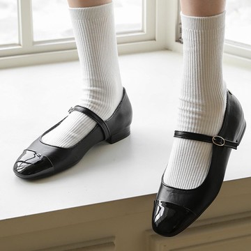 韓國 SAPPUN - 光澤拼接美型瑪莉珍鞋-黑