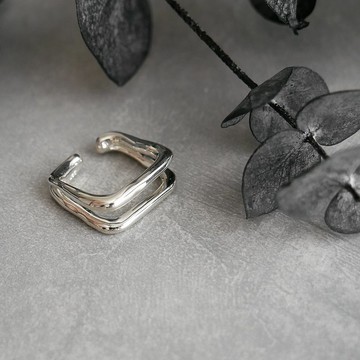 Swag 耳骨夾 雙環方形 / silver C143