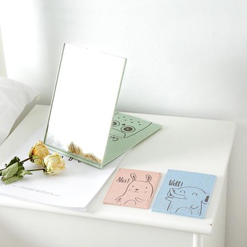 化妝鏡臺式學生宿舍桌面小鏡子家用衛生間創意毛巾掛鏡掛墻梳妝鏡