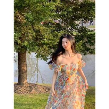 仙女碎花連衣裙夏女云南高級感三亞超仙海邊旅游拍照度假沙灘裙子