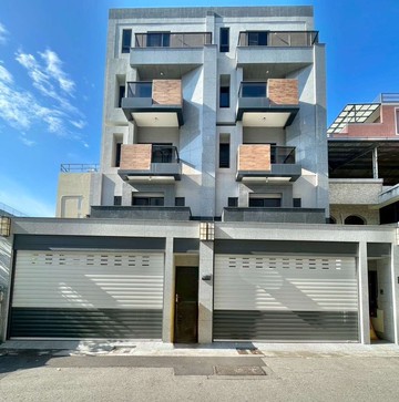 【專寅】水湳14期｜衛道中學｜臨路全新電梯別墅｜台中市北屯區雷中街