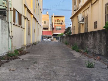 臨中央路買地送廠房~847坪~單坪不到6萬｜台中市龍井區龍津段