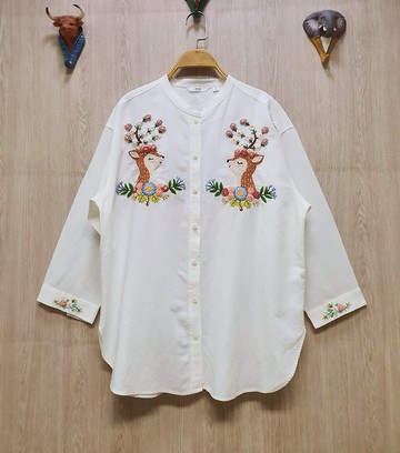 手工刺繡襯衫、亞麻織物、鹿、花