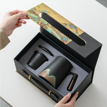 馬克杯 水杯 隨手杯 牛奶杯 馬克杯茶水分離手繪陶瓷遠山大容量水杯泡茶杯公司伴手禮刻字