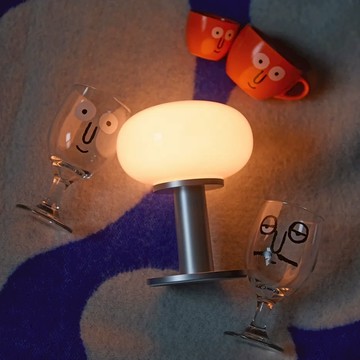 韓國 ILKW. SNOWBALL 無線桌燈 19cm 金屬 / 奶油