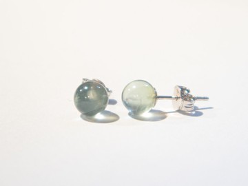 925純銀 葡萄石7-7.5mm。耳釘