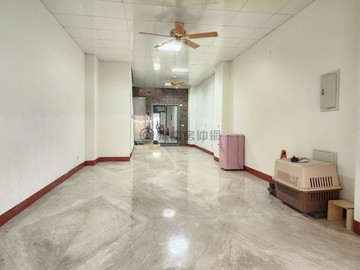 2100~二中臨路10米路電梯透店｜台中市北區篤行路