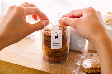 Brother TZe-251 護貝標籤帶 ( 24mm 白底黑字 )