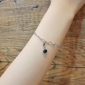 【焦糖小姐 Ms caramelo】為你帶來好運氣 綠水晶手鍊 青水晶手鍊 (K白款)