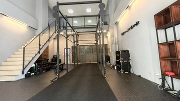 小婕好辣牛埔【探索21】7米面寬金雞母店面｜新竹市香山區經國路三段