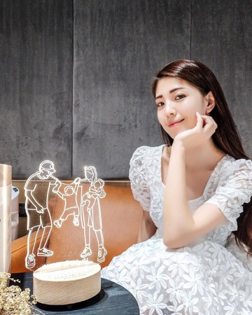 客製化家庭幸福夜燈 線條插畫照片變燈板 一家四口紀念禮物