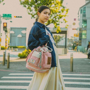 【DOUGHNUT】防潑水 斜/側/後背3用包 可拆式水桶包 束口-粉紅 DW