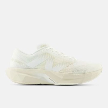 New Balance Fuelcell Rebel V4 [MFCXLJ4] 男 慢跑鞋 運動 路跑 2E 寬楦 米白
