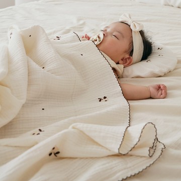 La vikit 蓬鬆棉花 嬰兒毯  120 x 85 cm  米色