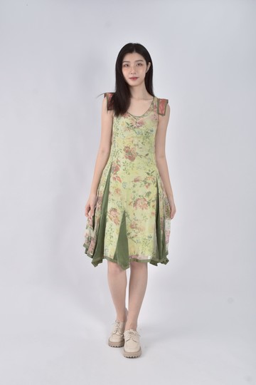 (M) charinyeh花卉綠色洋裝