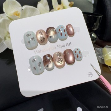 ➕最新設計款穿戴甲💅【元氣甜星】甜美彩鉛蝴蝶結四葉草淺藍裸粉金閃星星手工穿戴美甲短方圓穿戴甲 1YII