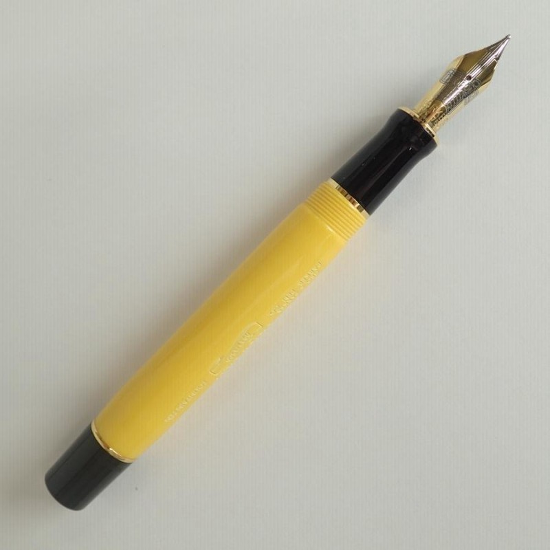 d715☆ 世界限定 PARKER DUOFOLD 万年筆 ペン先18k d715☆ 世界限定 PARKER DUOFOLD 万年筆 ペン先18k