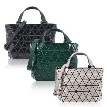 ISSEY MIYAKE 三宅一生 BAOBAO CRYSTAL GLOSS 手提斜背兩用包-任色選