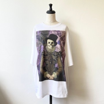 敬畏之心 〜 手持骷髏頭的貴婦