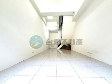 陽明第一廳店面｜高雄市三民區陽明路