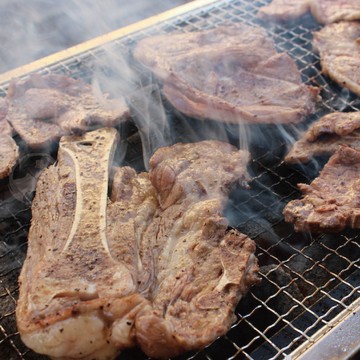 帶骨羊小排頭尾邊8包組(300公克/1包)【優惠組】