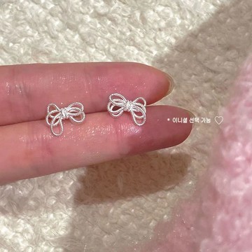 臺灣現/🎀耳花 耳飾不規則繩結蝴蝶結耳釘女小衆設計獨特耳環簡約韓國ins氣質耳飾