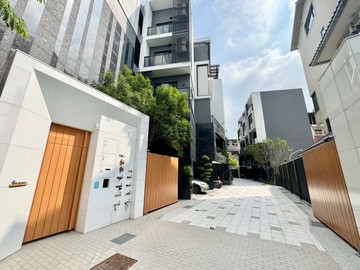 鳥松圓山特區|高質感2年新成屋雙車別墅｜高雄市鳥松區興華街