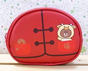 【震撼精品百貨】LINE FRIENDS_兔兔、熊大~熊大化妝包-紅*65210