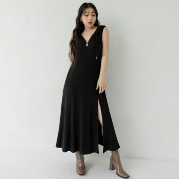 心機高開衩連帽無袖洋裝 MUA