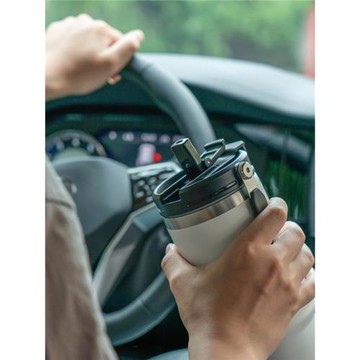 TYESO泰碩咖啡保溫杯女生高顏值杯子男士車載網紅大容量不銹鋼杯