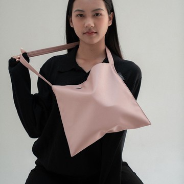 HOBO MEDIUM - SATTIN MADDER / RUST BRAND