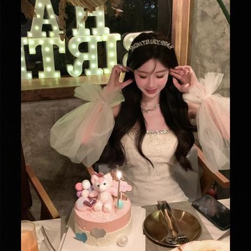 重工刺繡鑲鉆氣質名媛生日約會訂婚禮服裙高端輕奢小眾抹胸連衣裙