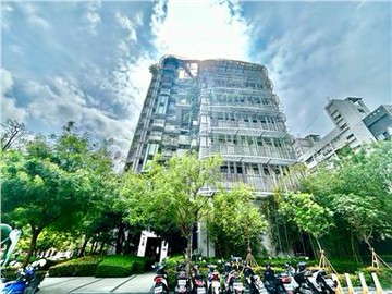 勤美草悟道慶仁之間雙平車宅｜台中市西區中興街