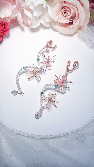 雪花飄飄 冬日聖誕 無痛耳夾 耳針 聖誕節前一星期出貨完畢