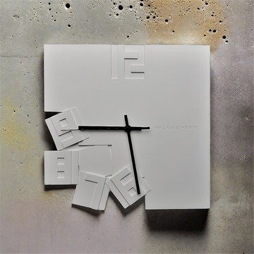 清水混凝土結構掛鐘