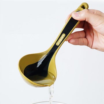 M Square - 矽膠湯匙-大地色