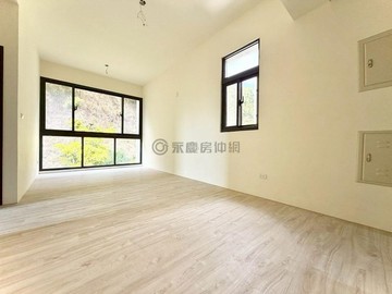 全新炬宇方城市2房+平面車位｜新竹市香山區香檳三街