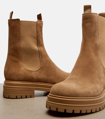 Gianvito Rossi Chester suede Chelsea boots