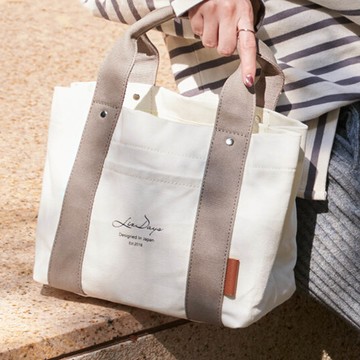 日本 LIZDAYS - [樂天No.1] 輕便分隔帆布托特包-撞色-米杏x棕