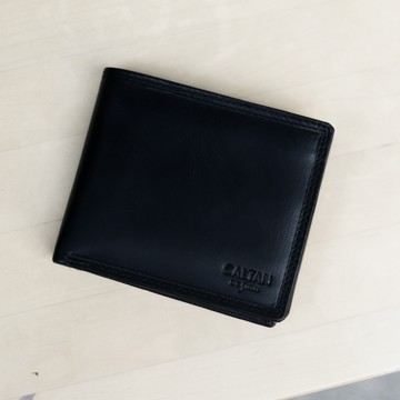 『新品上市』老爺有喜 真皮製作經典版三折男用短夾(072698bk)