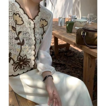 （時尚單品手勾長袖）🌸覆古鉤花鏤空設計感小眾拼接洋氣雪紡長袖🌸
