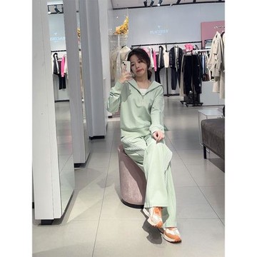綠色時尚衛衣闊腿褲韓劇小香風鹽系高級感休閑運動兩件套裝女秋季