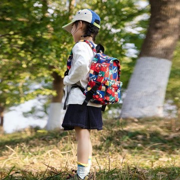 🍭臺灣出貨🍭時尚芝麻街雙肩揹包超輕防水休閒旅遊包小學生春遊研學包包輕便款