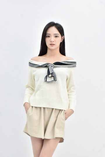 (S) 【catherine私服】質感針織一字領杏色毛衣
