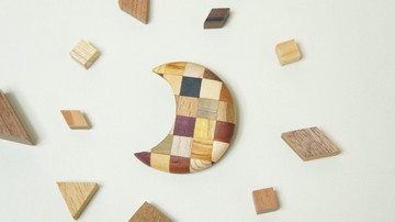 鑲嵌木紋彎月 brooches（胸針）