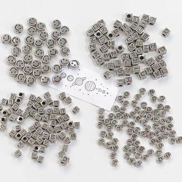 💥桃園出貨💥diy飾品配件英文字母散珠笑臉銀色古銀方塊手機鏈手鏈項鏈材料