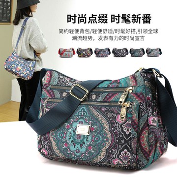 帆布包 防水牛津布斜挎包大容量尼龍單肩包帆布媽咪包時尚印花中老年女包